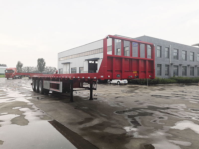 平板運(yùn)輸車(chē)半掛車(chē)